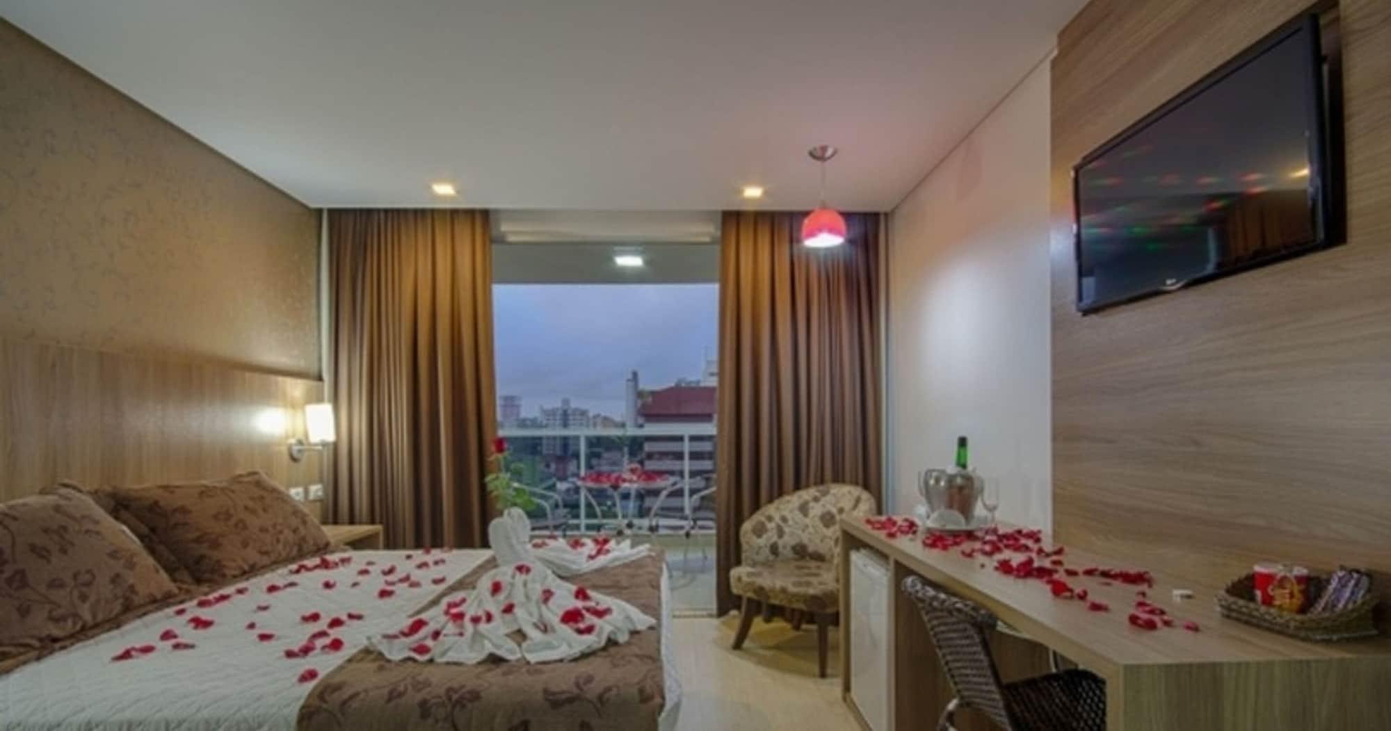 Foz Presidente Comfort Hotel Фос-ду-Игуасу Экстерьер фото