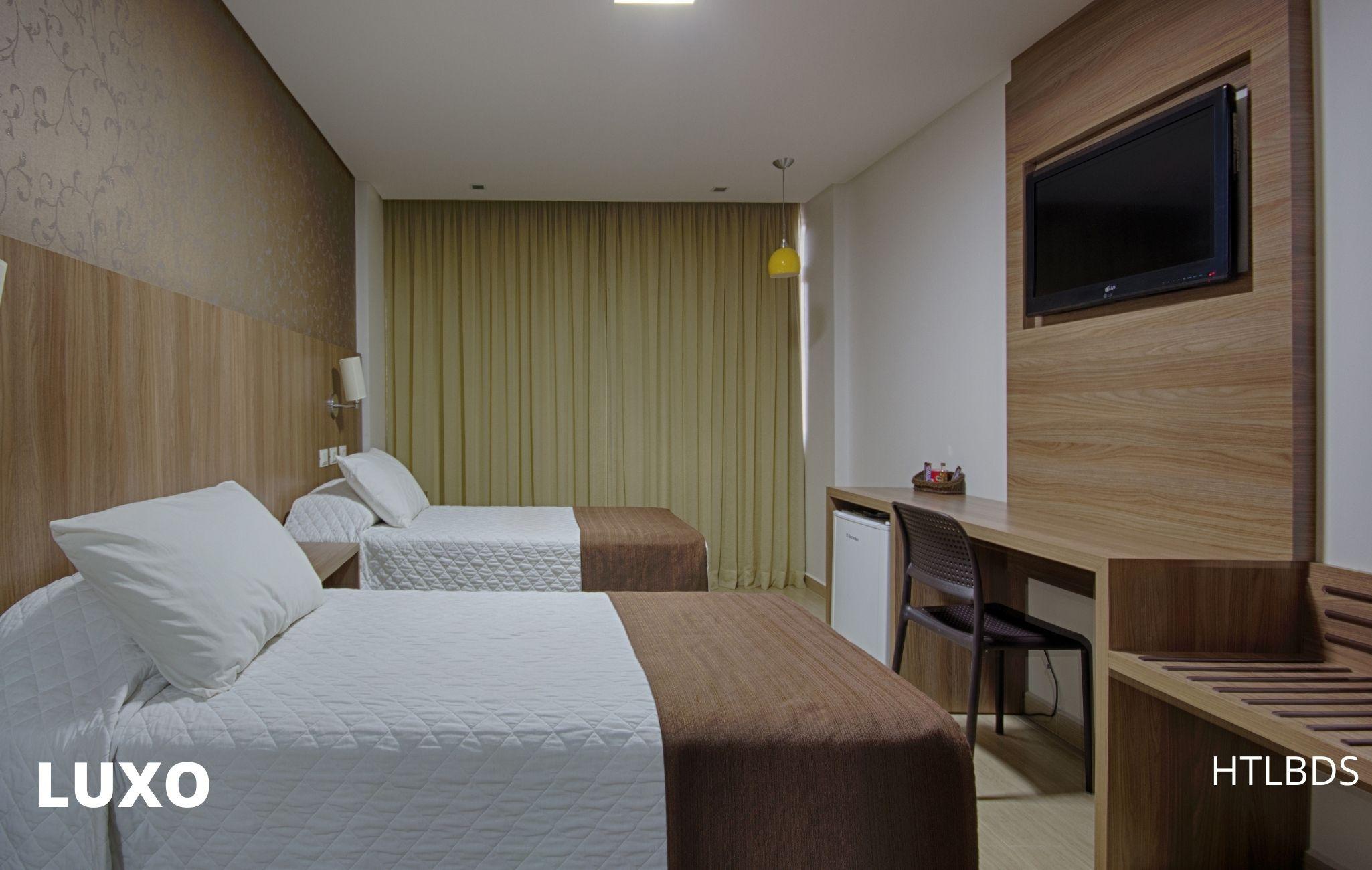 Foz Presidente Comfort Hotel Фос-ду-Игуасу Экстерьер фото