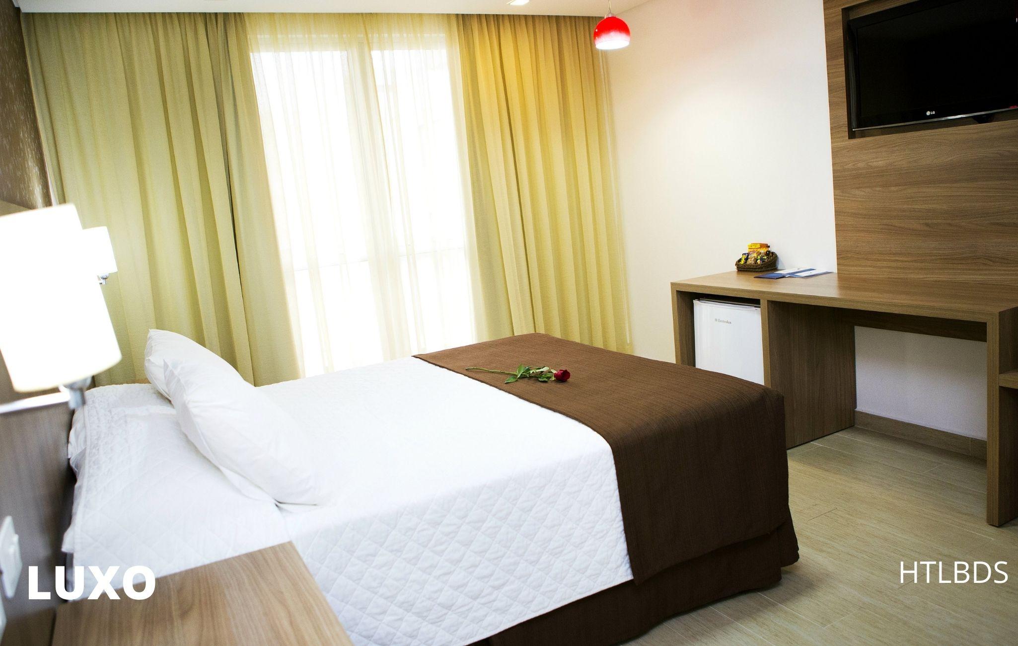 Foz Presidente Comfort Hotel Фос-ду-Игуасу Экстерьер фото