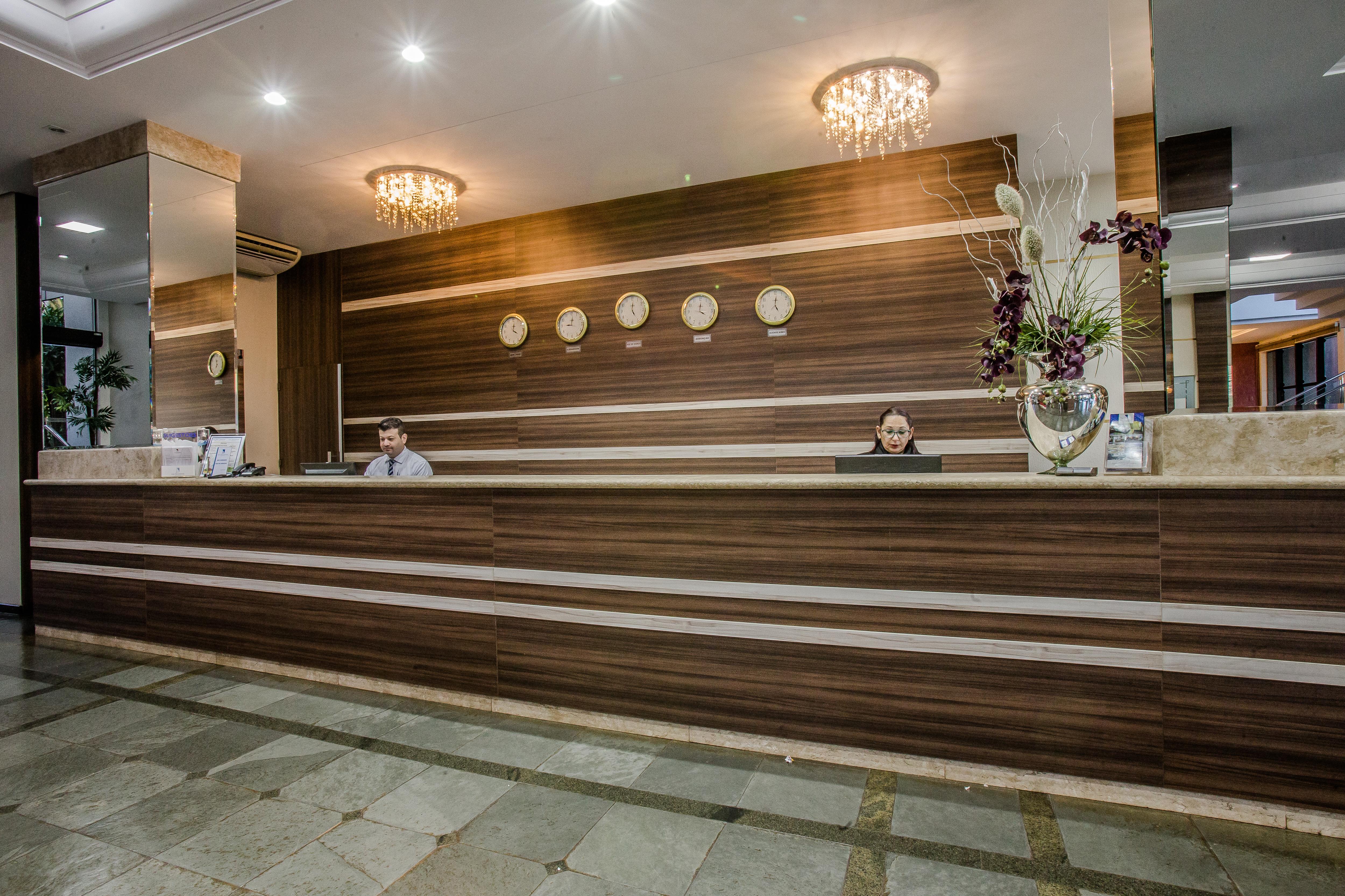 Foz Presidente Comfort Hotel Фос-ду-Игуасу Экстерьер фото